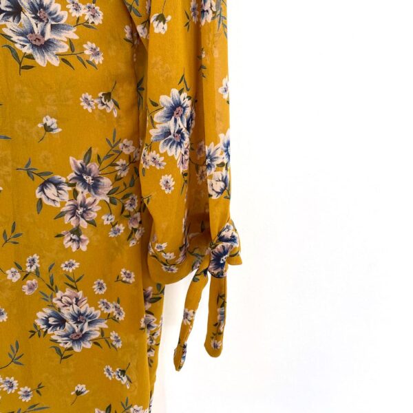 Tapado Nairobi Mostaza Flores Chiffon Maria Paskaro - Imagen 3