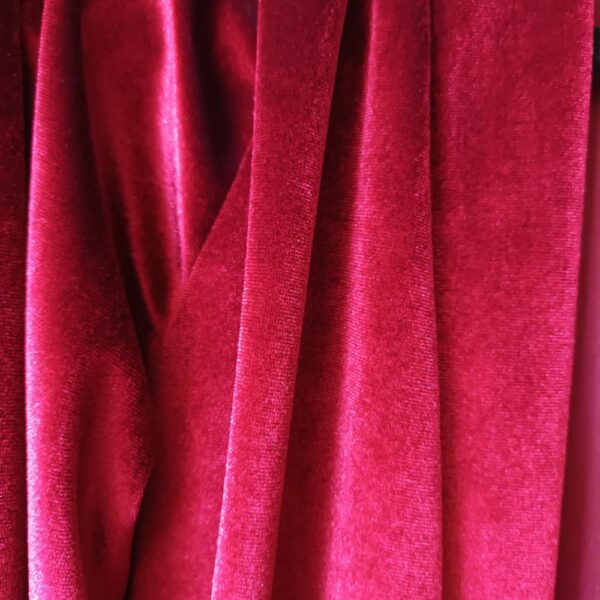 Tapado Kimono Santini Cherry Terciopelo Maria Paskaro - Imagen 6
