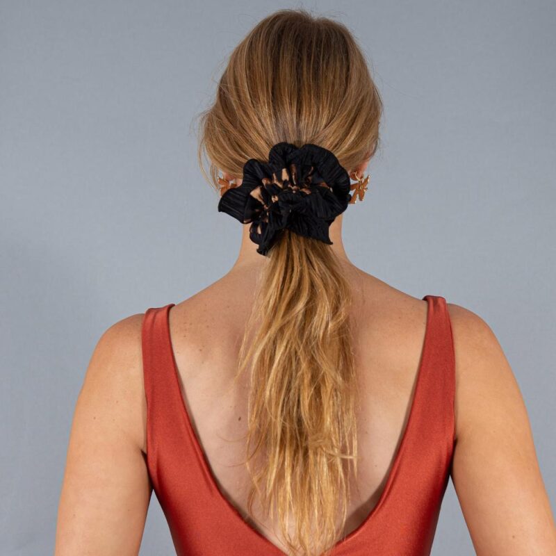 Scrunchie Begonia M Animal Negro Maria Paskaro