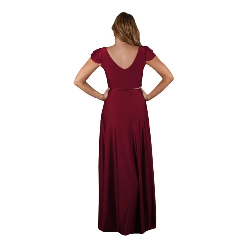 Conjunto Lima Cherry Lycra Falda Lazo Maria Paskaro
