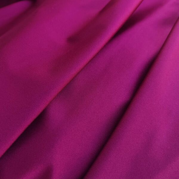 Conjunto Lima Cherry Lycra Falda Lazo Maria Paskaro - Imagen 4