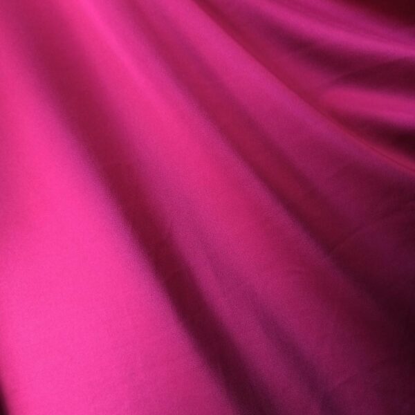 Conjunto Lima Magenta Lycra Dupont Falda Lazo Maria Paskaro - Imagen 4