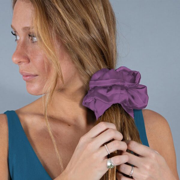 Scrunchie Collet Camelia L Lila Seda Maria Paskaro