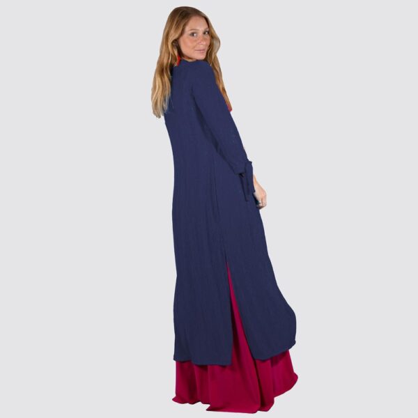 Tapado Kimono Largo Verona Azul Marino Plisado Maria Paskaro - Imagen 3