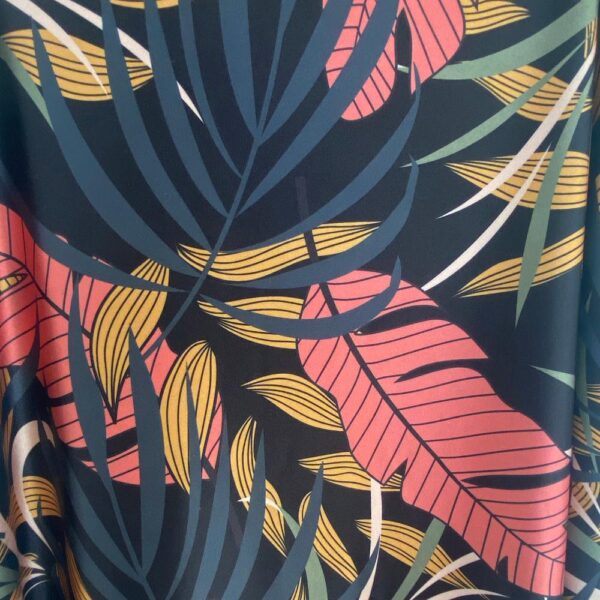 Conjunto Argelia Terracota Top Palmeras Lycra Falda Lazo Maria Paskaro - Imagen 4