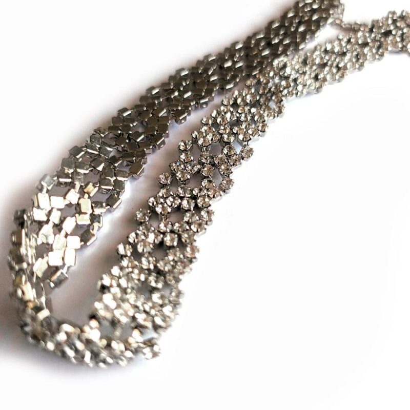 Collar Choker Kenia Plateado brillos María Paskaro
