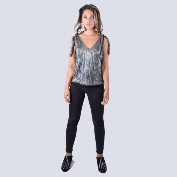 Polera Krabi Plata Oscuro Metalizado Lazo Tirantes Maria Paskaro - Imagen 2