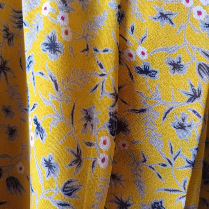 Tapado Kimono Largo Vuelos Amarillo Flores Chiffon Maria Paskaro