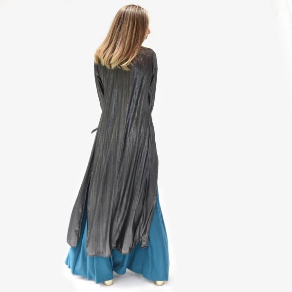 Tapado Kimono Largo Verona Plateado Lineas Metalizado Maria Paskaro - Imagen 4