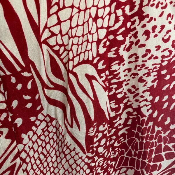 Tapado Kimono Largo Verona Cherry Animal Viscosa Maria Paskaro - Imagen 3