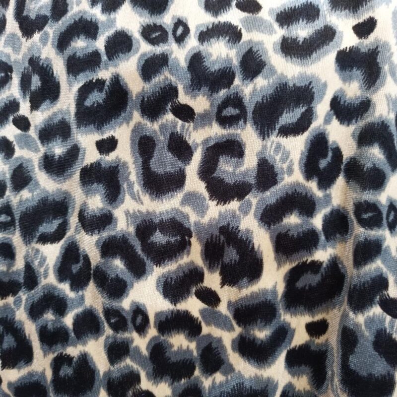 Tapado Kimono Largo Verona Animal Gris Terciopelo Maria Paskaro