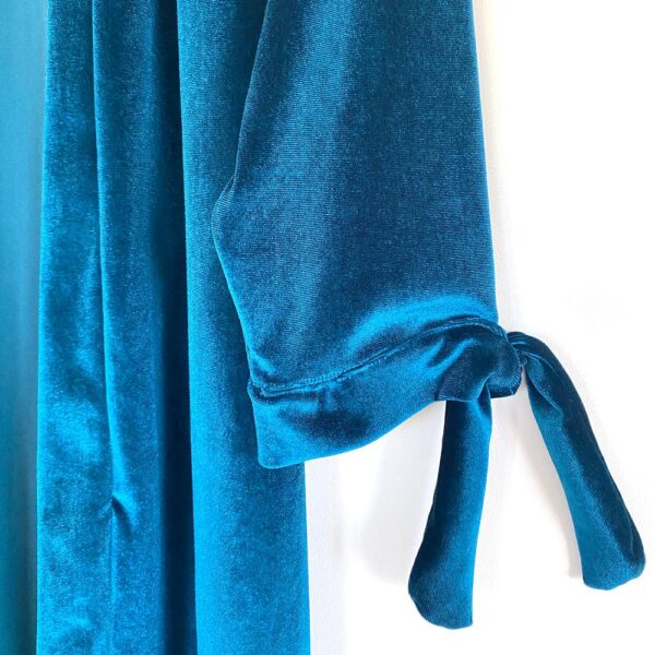 Tapado Kimono Largo Verona Turquesa Terciopelo  Maria Paskaro - Imagen 4