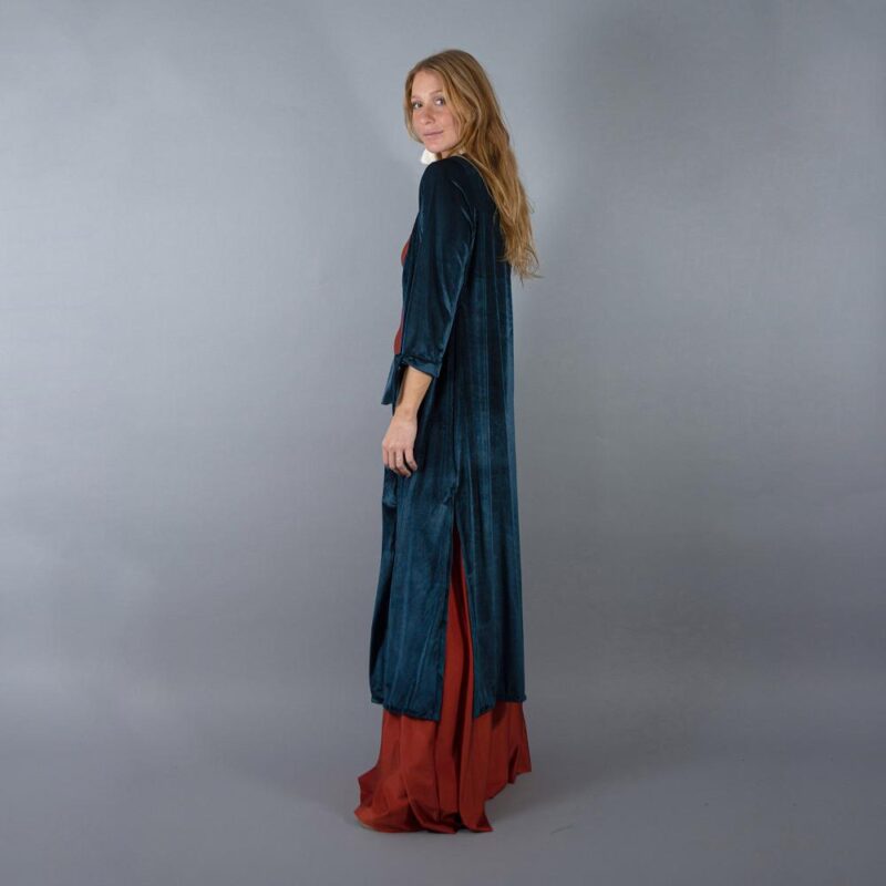 Tapado Kimono Largo Verona Azul Lineas Terciopelo Maria Paskaro