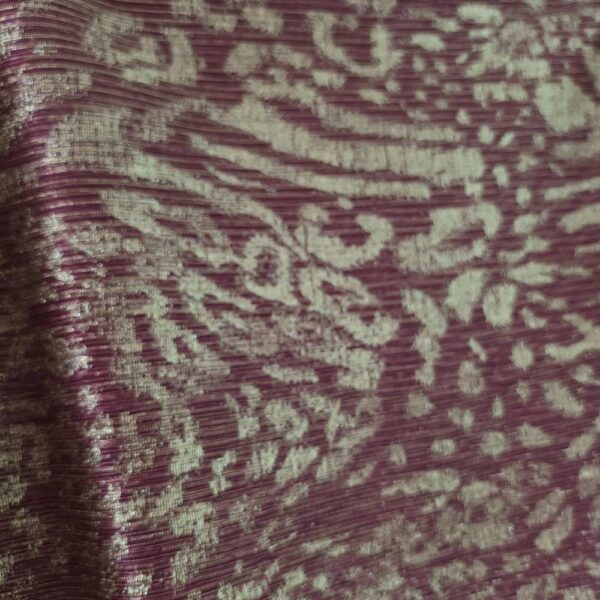 Tapado Kimono Largo Verona Animal Lila Plisado Transparente Maria Paskaro - Imagen 8