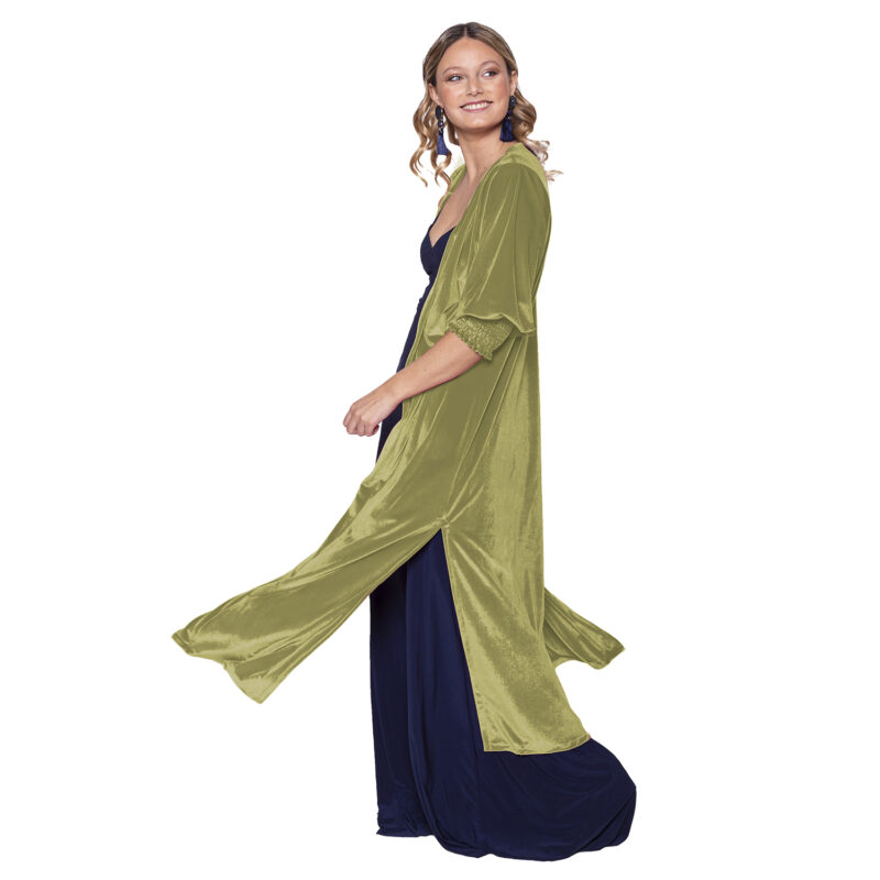 Tapado Kimono Santini Verde Pistacho Terciopelo Maria Paskaro