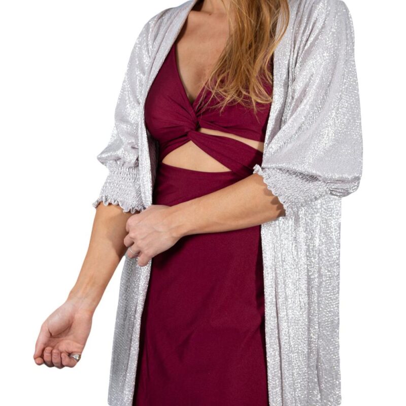 Tapado Kimono Largo Santini Plateado Brillante Metalizado Maria Paskaro