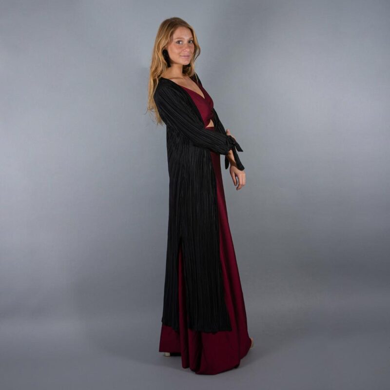 Tapado Kimono Largo Verona Negro Plisado Maria Paskaro