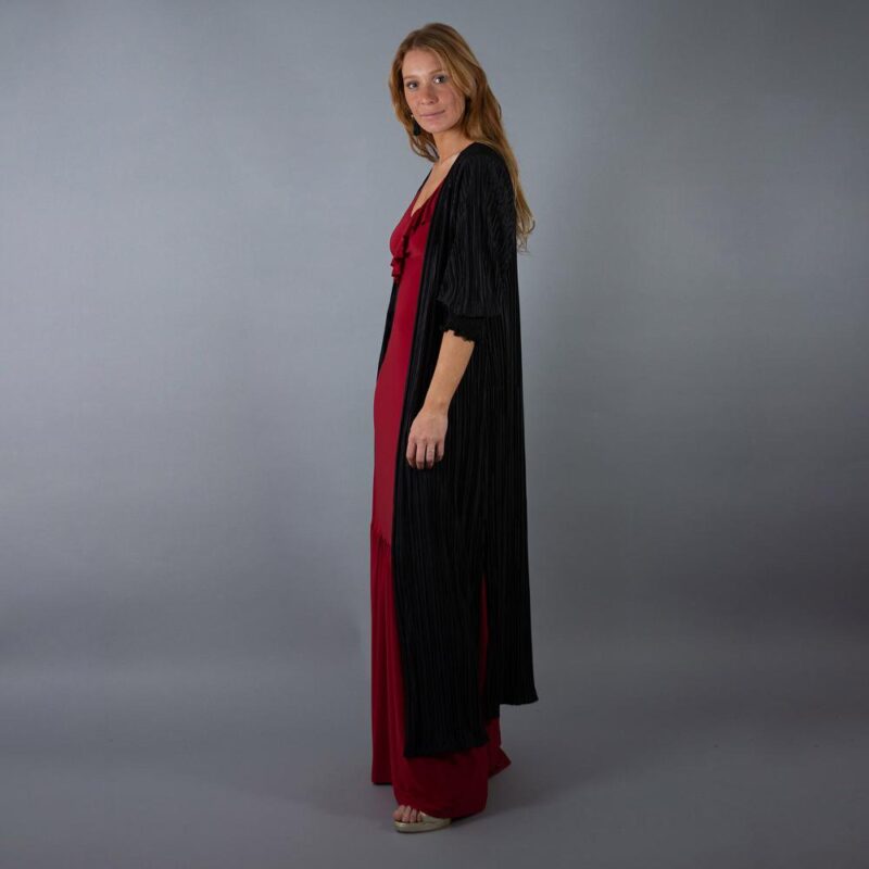 Tapado Kimono Largo Santini Negro Plisado Maria Paskaro