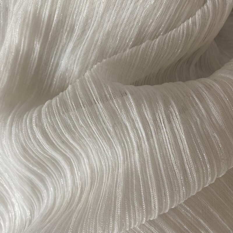 Tapado Kimono Santini Blanco Plisado Transparente Maria Paskaro