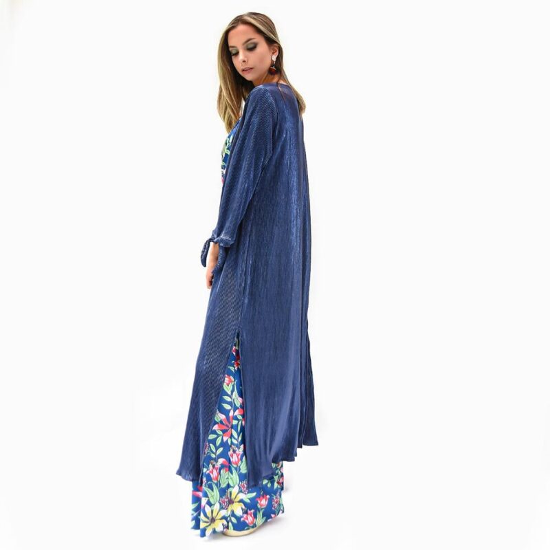 Tapado Kimono Largo Verona Azul Plisado Metalizado Maria Paskaro