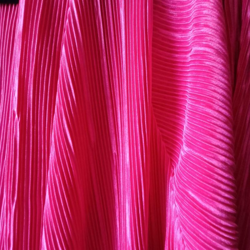 Tapado Kimono Largo Santini Fucsia Plisado Maria Paskaro