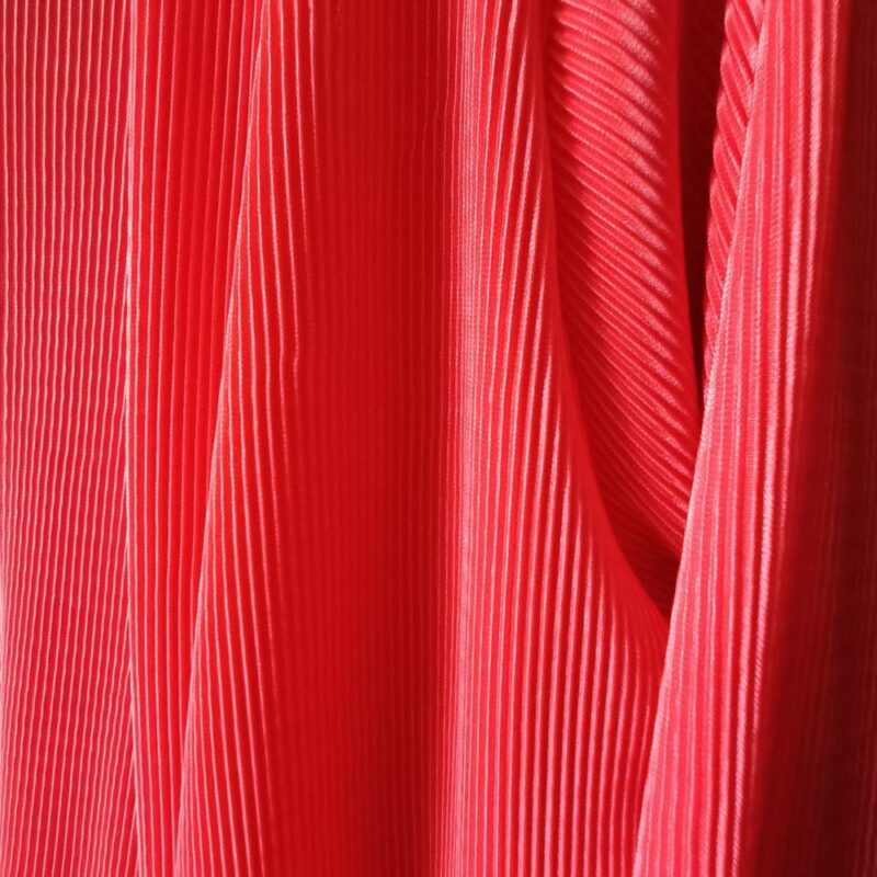 Tapado Kimono Largo Verona Coral Plisado Maria Paskaro