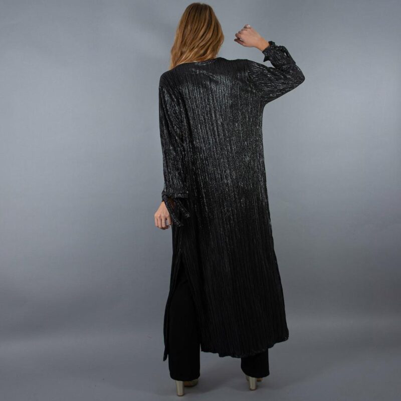 Tapado Kimono Largo Verona Negro Brillos Plisado Maria Paskaro