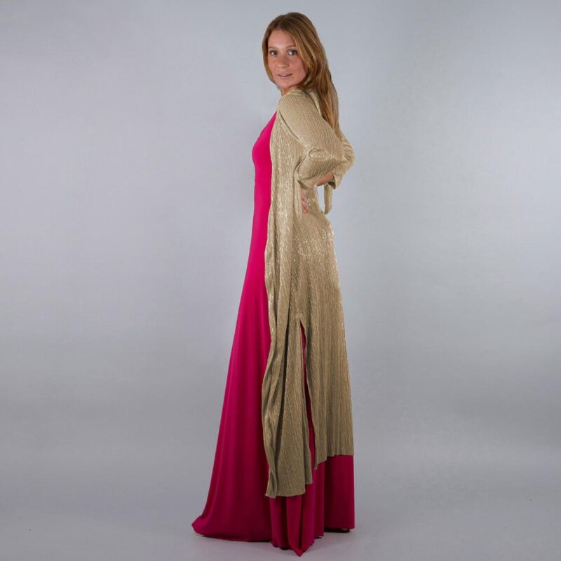 Tapado Kimono Largo Verona Dorado Claro Plisado Metalizado Maria Paskaro