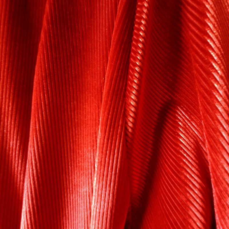Tapado Kimono Largo Verona Rojo Terciopelo Lineas Maria Paskaro