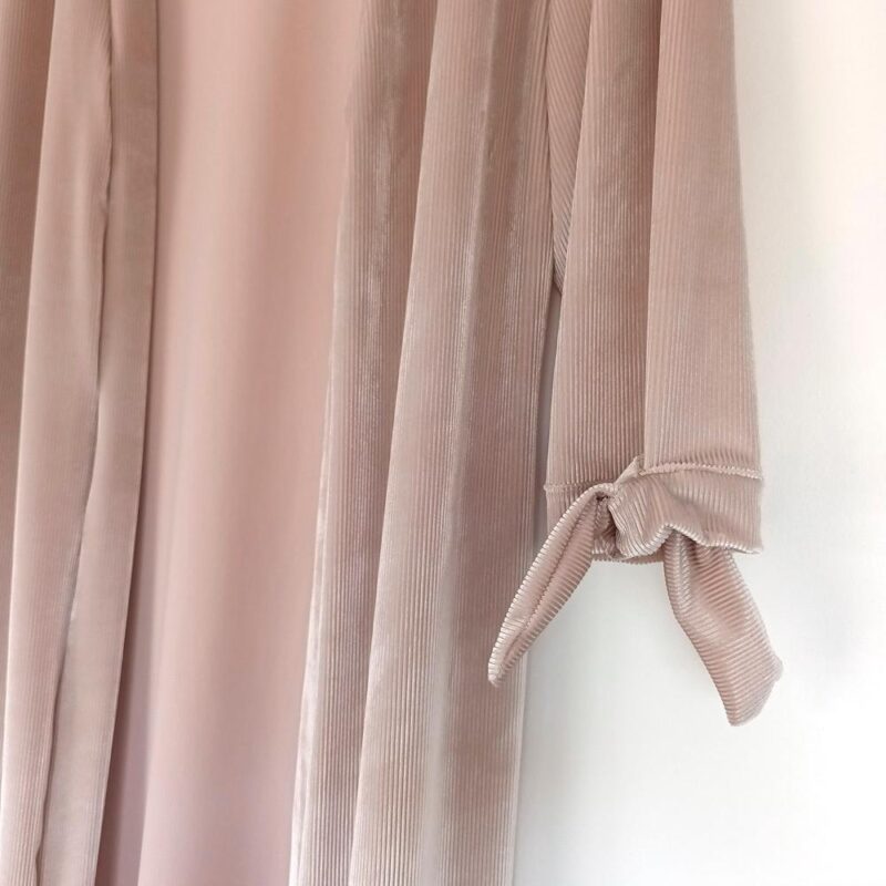 Tapado Kimono Largo Verona Crudo Terciopelo Lineas Maria Paskaro