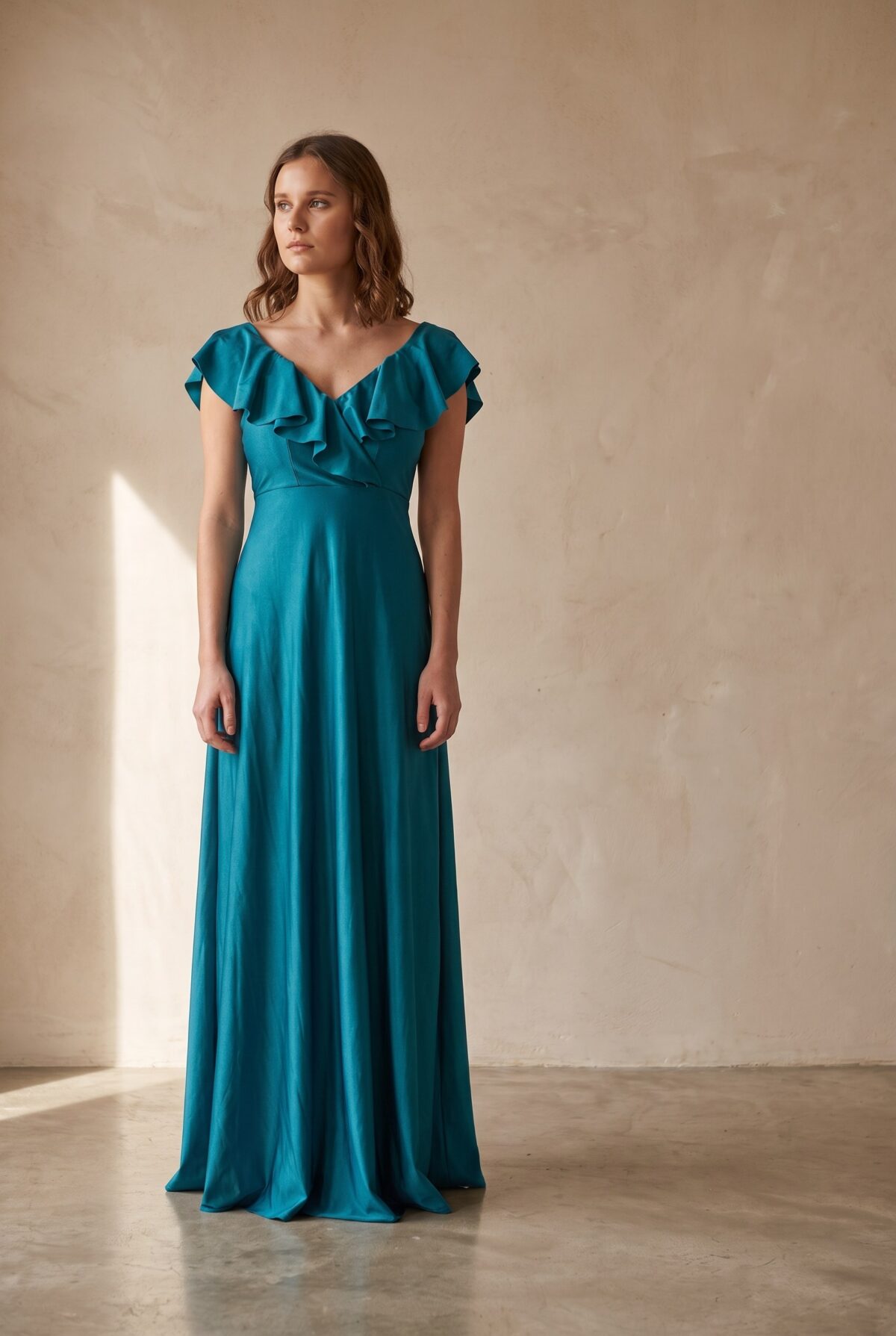 Vestido Largo Marken Petroleo Lycra Vuelo Grande — María Paskaró